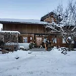 Lechnerhof 1 *